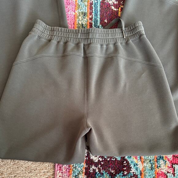 π Spanx AirEssentials Wide-Leg Lounge Pants β Olive Green, Size XL π - Picture 3 of 10